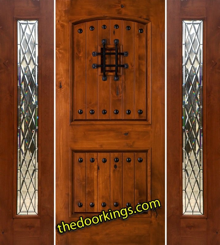 sw83 knotty alder wood door with two chateau sidelites